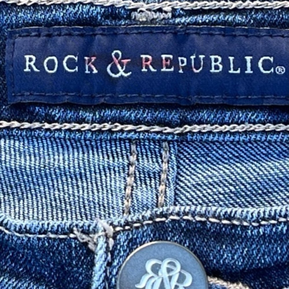 Rock & Republic EUC Skinny Jean Women's Blue Distressed  Embroidered Size 6 - Picture 9 of 16